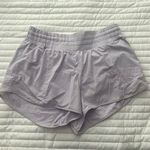 Lululemon Hotty Hot 2.5 in High Rise